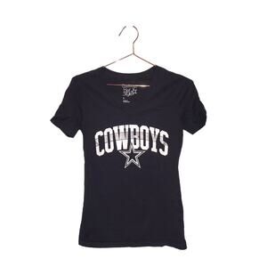 Cowboys her style v neck t shirt size small